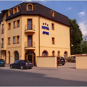 Attic Hotel Praga